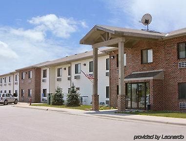 Americas Best Value Inn Missouri Valley Exterior photo