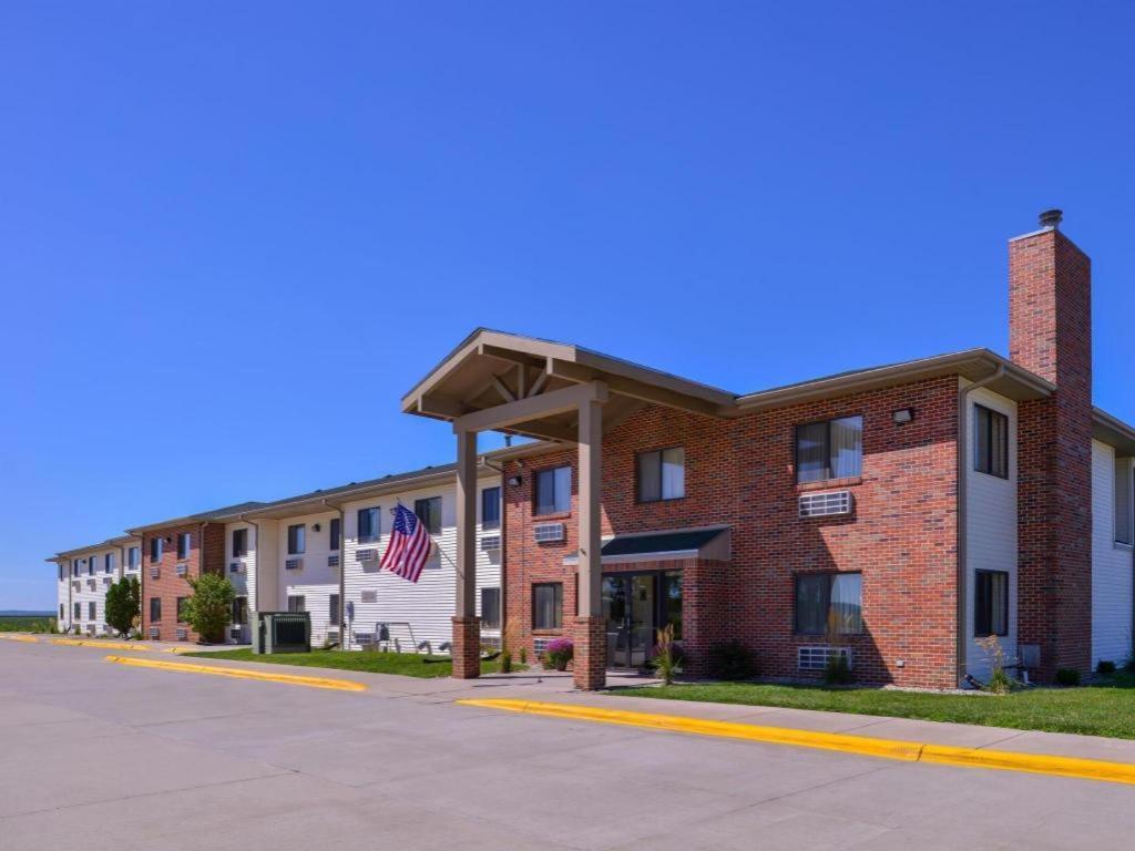 Americas Best Value Inn Missouri Valley Exterior photo